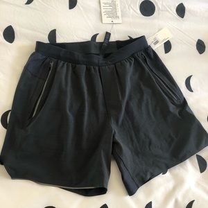 BNWT Men’s LuluLemon Switch Up Short Size M